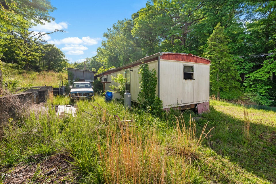 Photo #11: 480 Warford Road