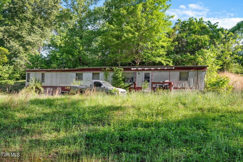Photo #3: 480 Warford Road