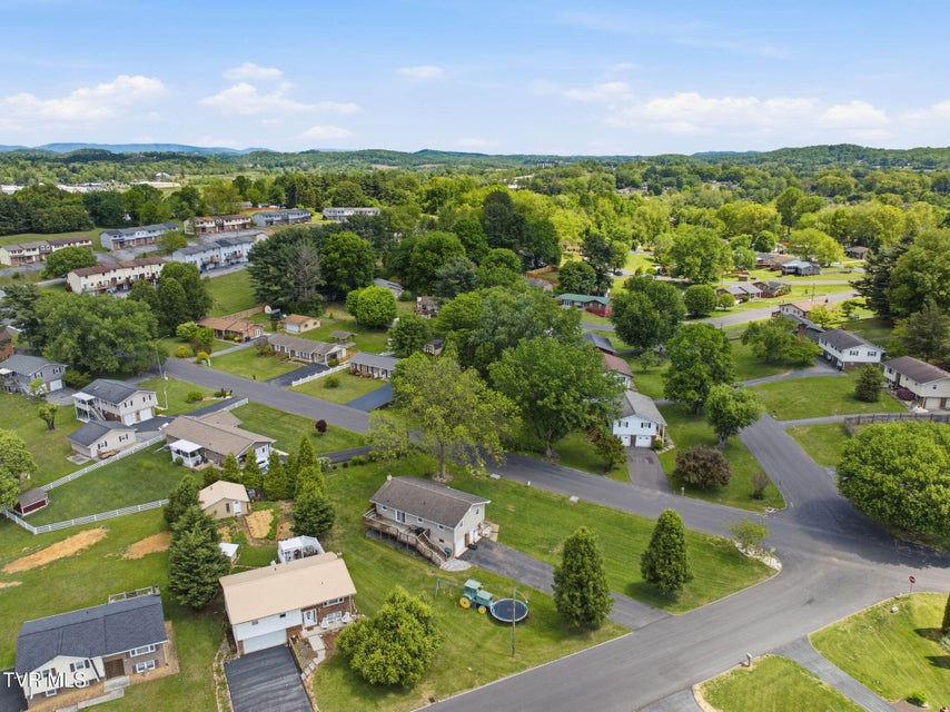 Photo #9: 324 Bellehaven Drive
