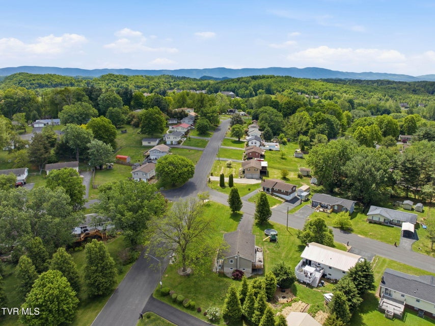 Photo #8: 324 Bellehaven Drive