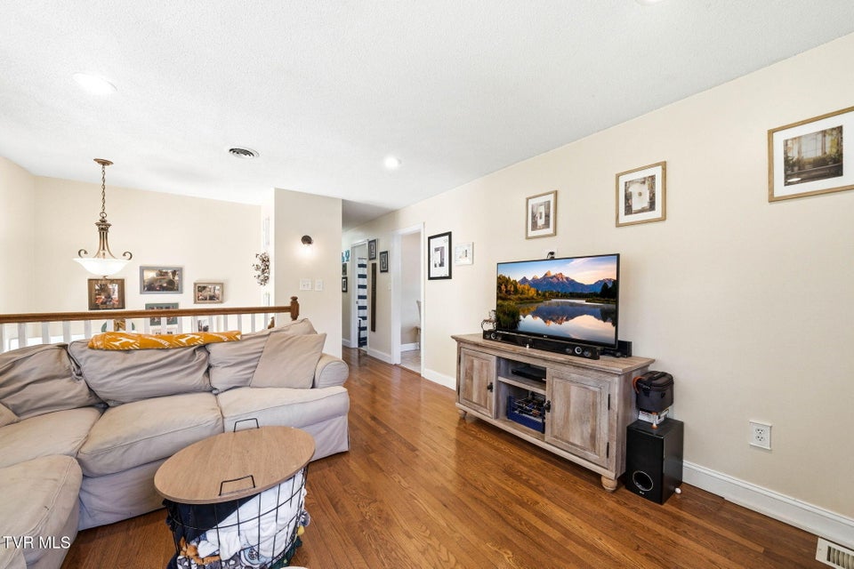 Photo #25: 324 Bellehaven Drive