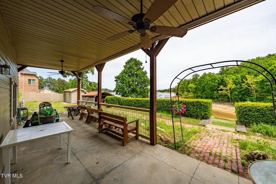 Photo #51: 937 Muskogee Lane