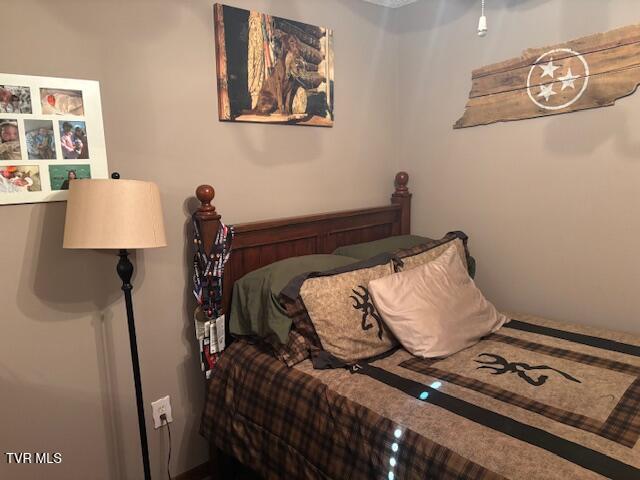 Photo #30: 281 Canterbury Lane