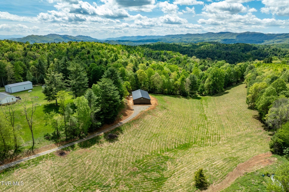 Photo #13: 835 Red Brush Road