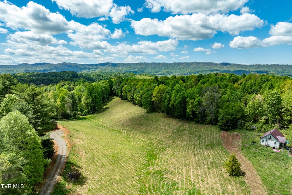 Photo #15: 835 Red Brush Road