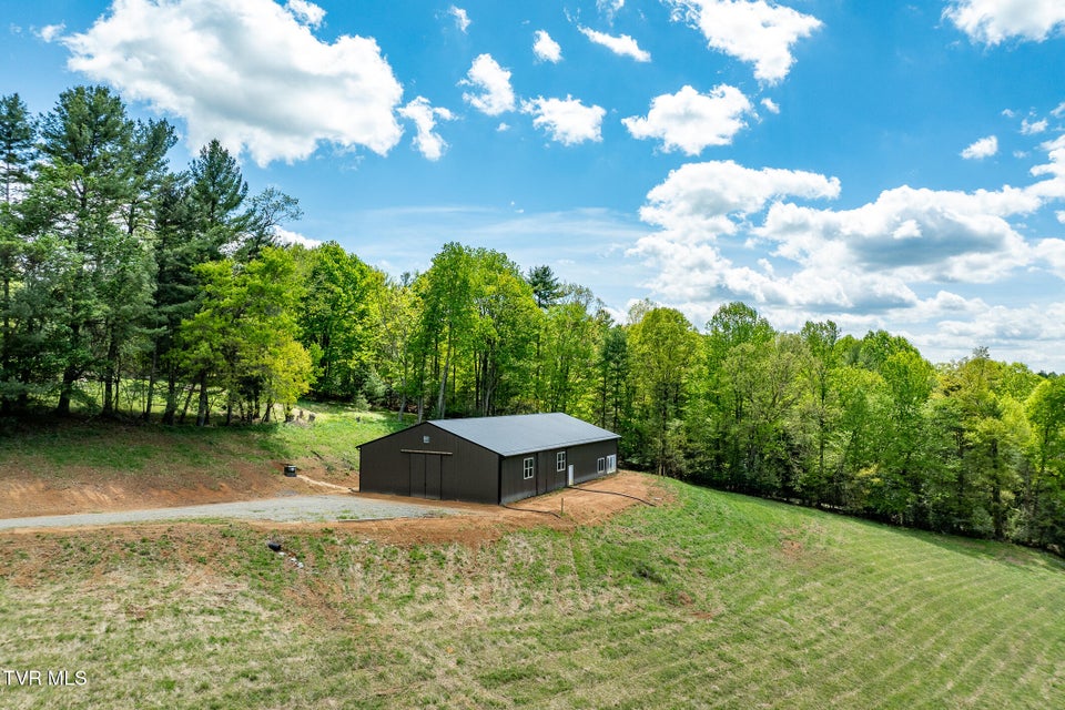 Photo #17: 835 Red Brush Road