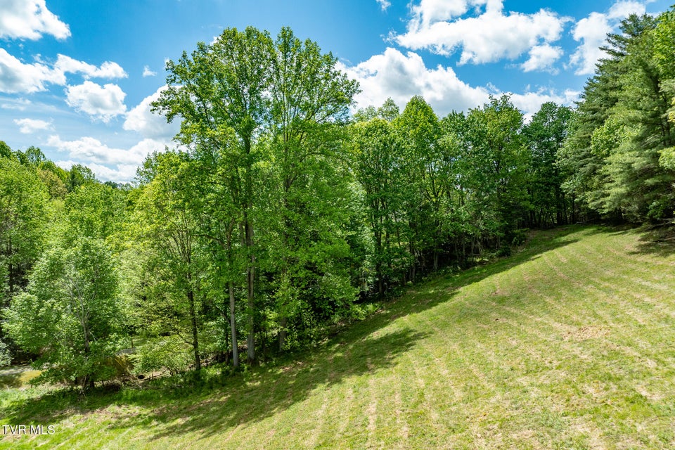 Photo #24: 835 Red Brush Road