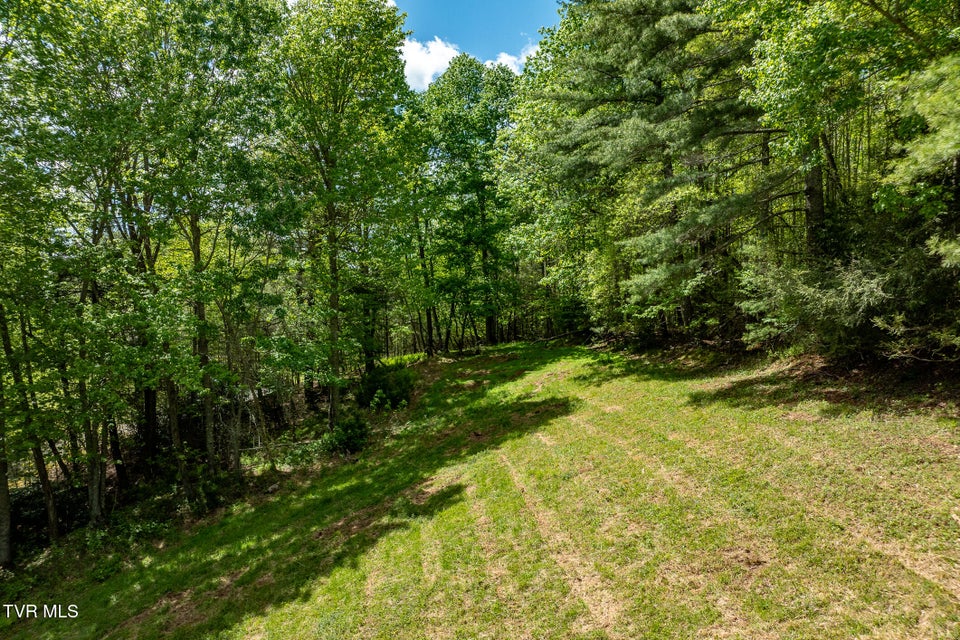 Photo #25: 835 Red Brush Road