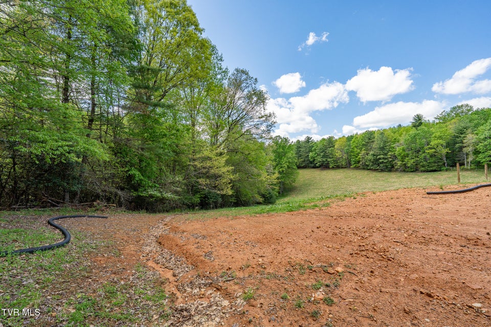Photo #43: 835 Red Brush Road