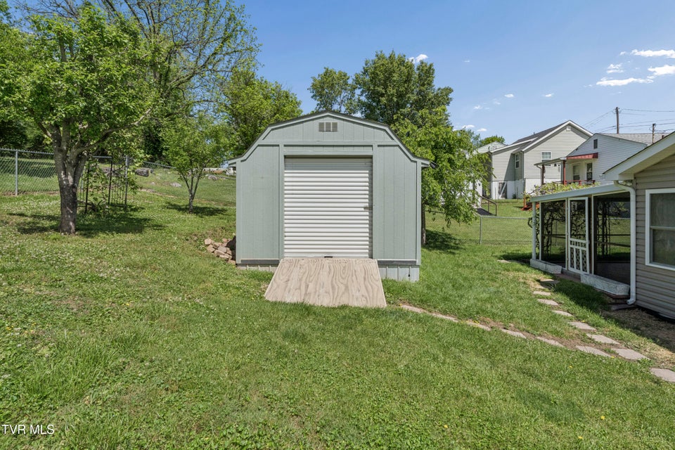 Photo #39: 1020 Tennessee Avenue