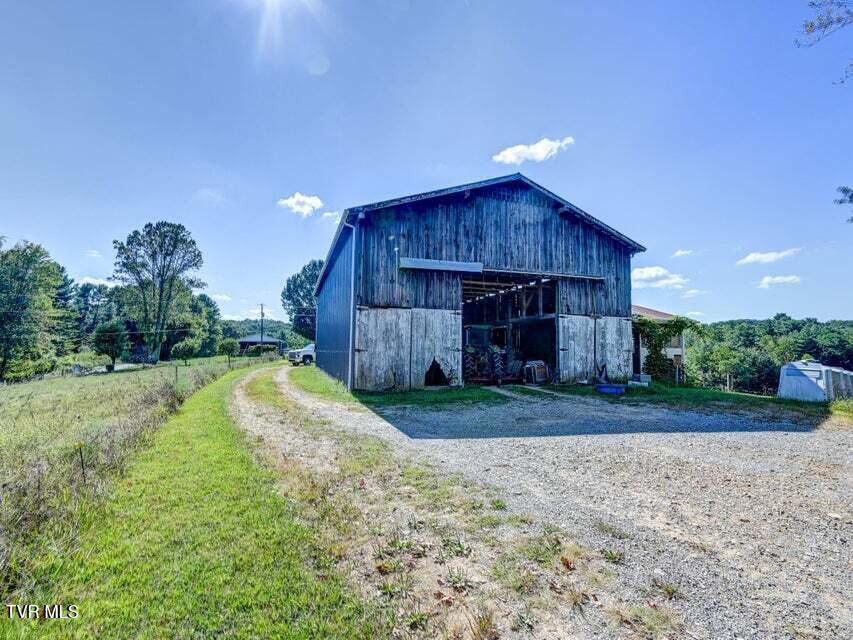 Photo #30: 5200 Greene Mountain Road