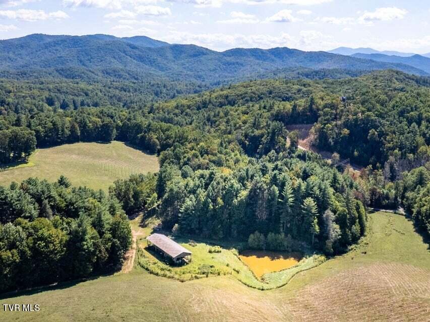 Photo #32: 5200 Greene Mountain Road