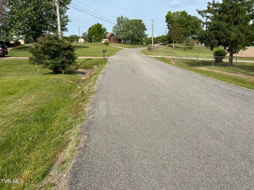 Photo #4: 5552 Thompsie Drive