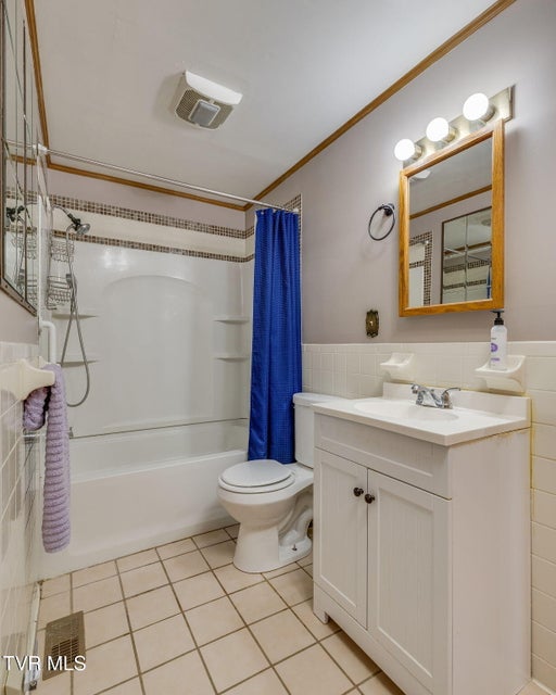 Photo #17: 315 9th Street