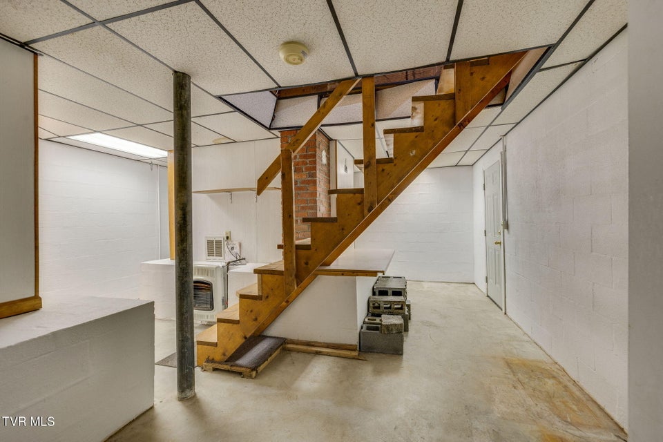 Photo #23: 315 9th Street
