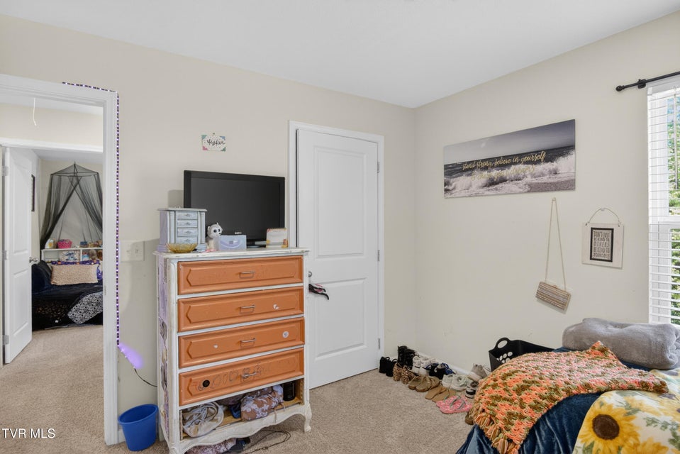 Photo #32: 229 Crockett Drive