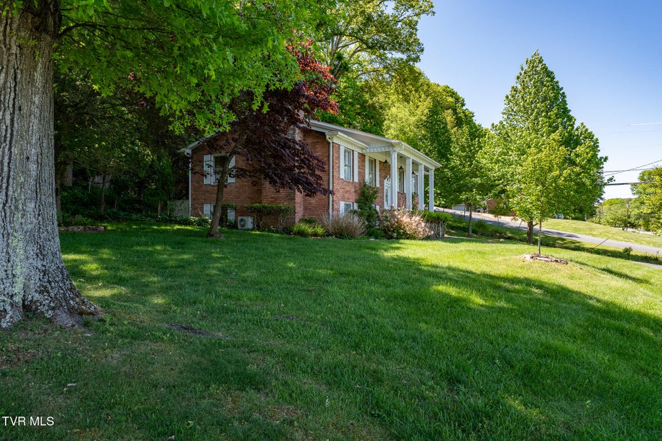 Photo #28: 1025 Eastbrook Drive