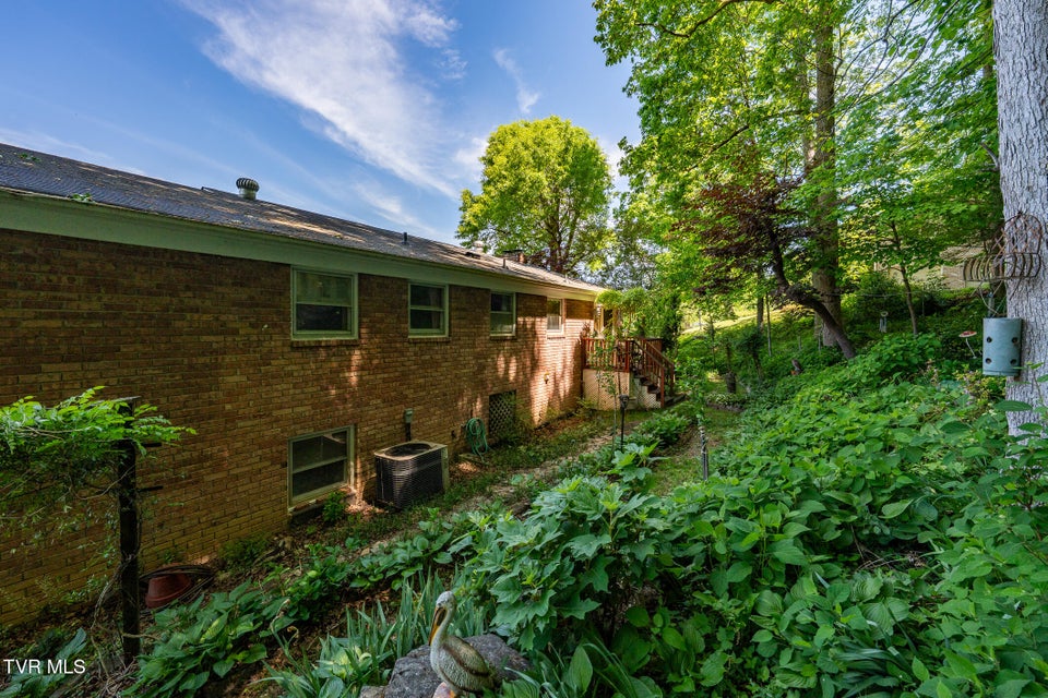 Photo #15: 1025 Eastbrook Drive