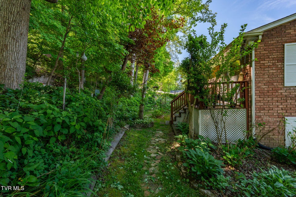 Photo #26: 1025 Eastbrook Drive
