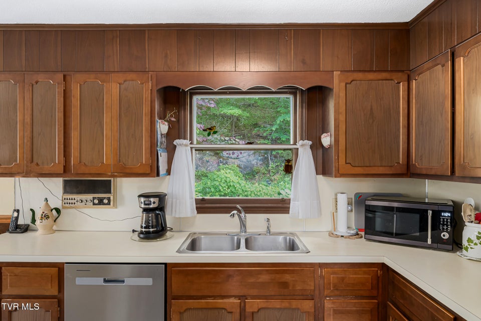 Photo #36: 1025 Eastbrook Drive