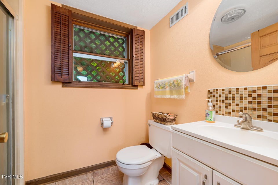 Photo #52: 1025 Eastbrook Drive