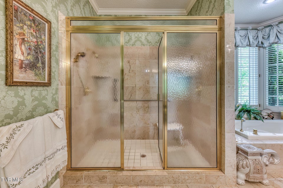 Photo #35: 255 Willmary Road