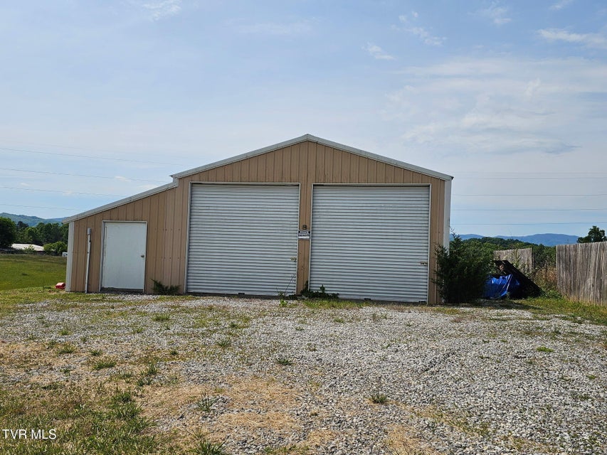 Photo #4: 223 Tweed Road