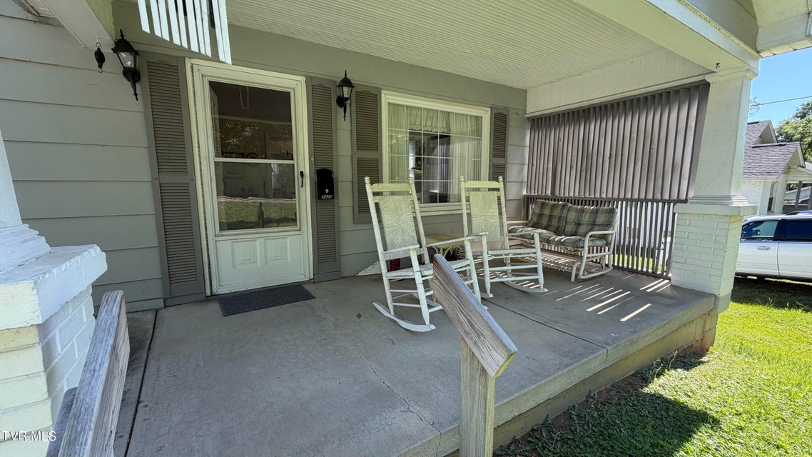 Photo #9: 1420 Cedar Street