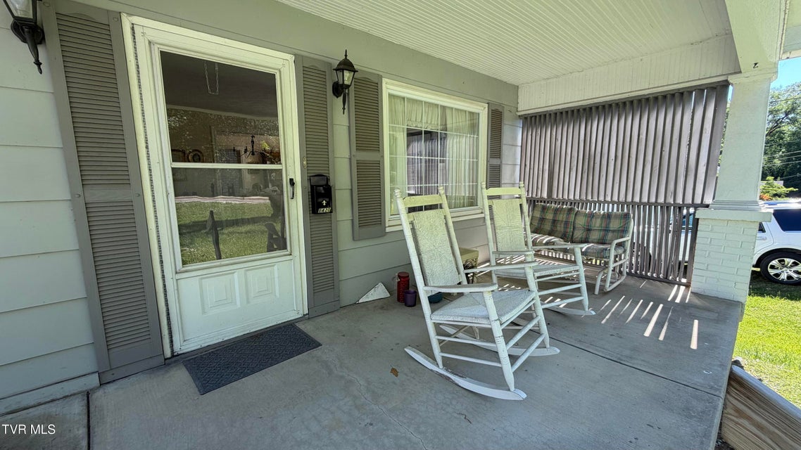 Photo #10: 1420 Cedar Street