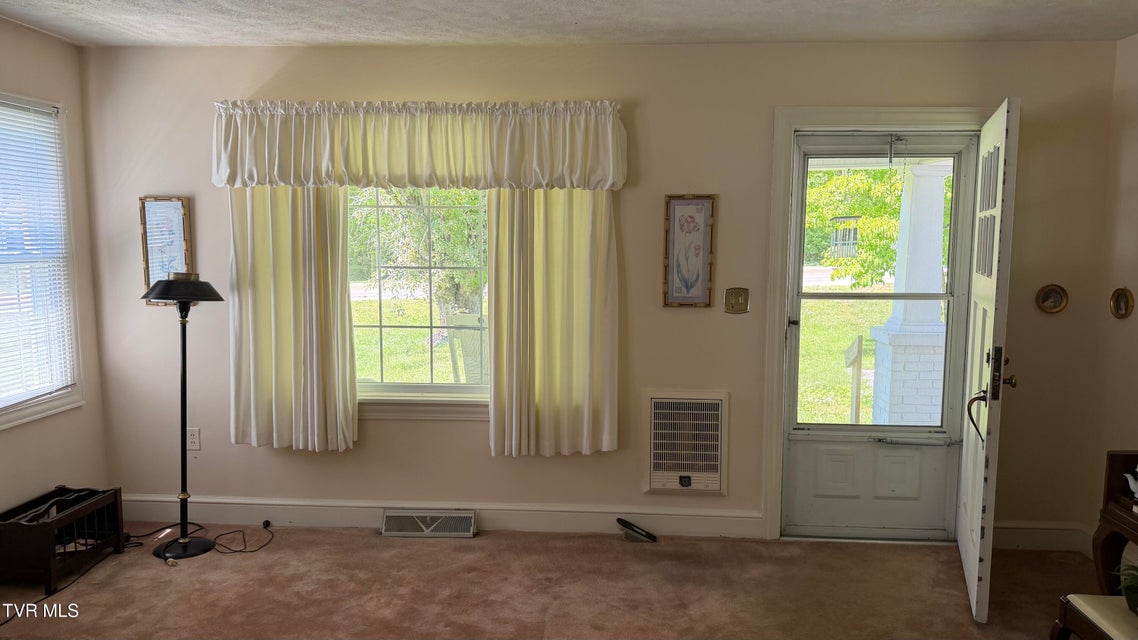 Photo #27: 1420 Cedar Street
