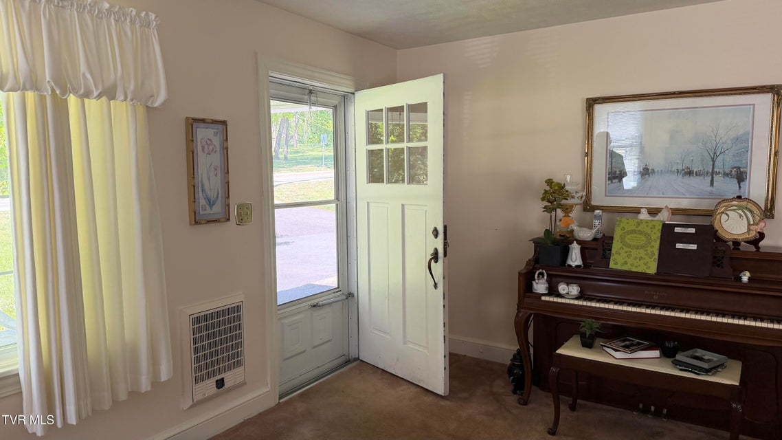 Photo #28: 1420 Cedar Street