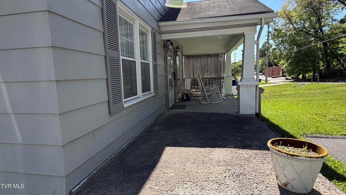 Photo #43: 1420 Cedar Street