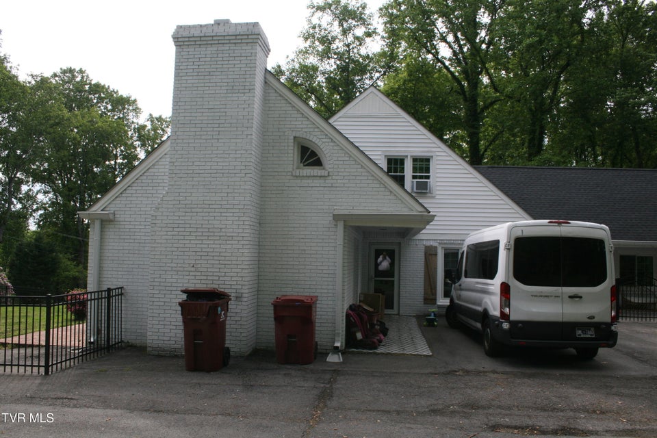 Photo #3: 321 Baron Drive