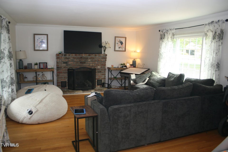 Photo #5: 321 Baron Drive
