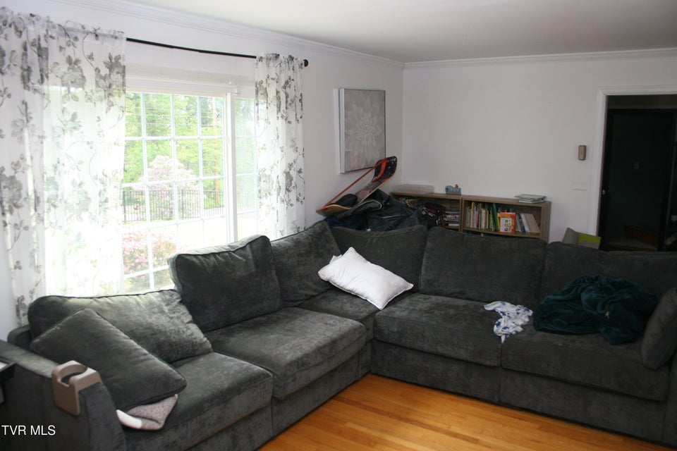 Photo #7: 321 Baron Drive