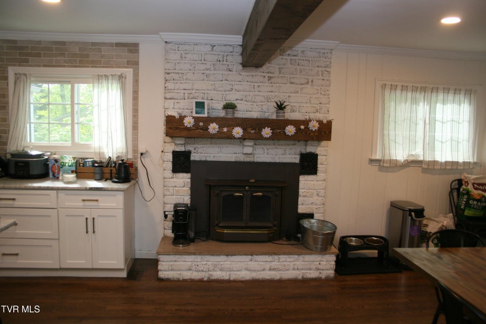 Photo #13: 321 Baron Drive