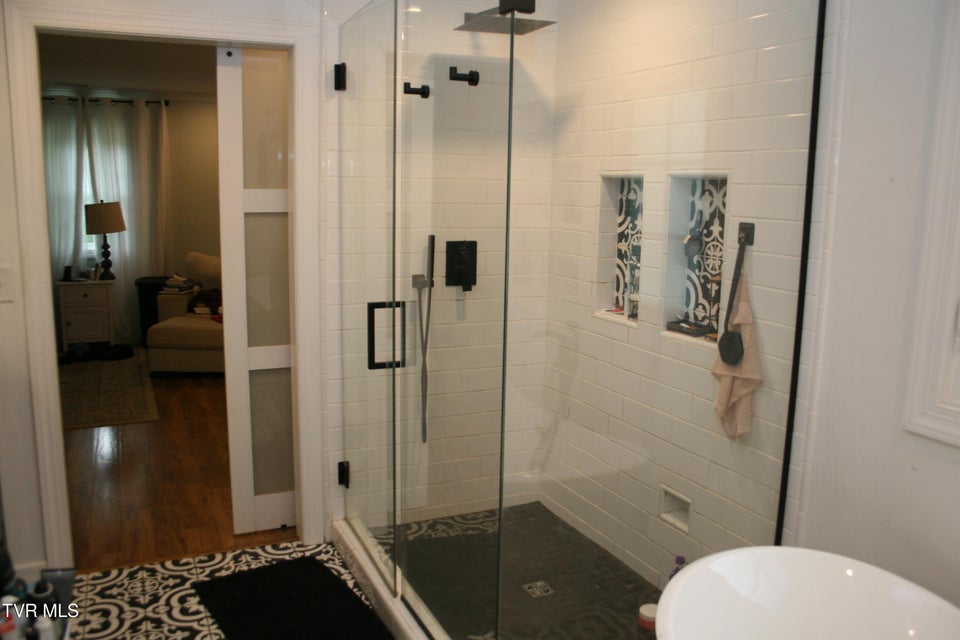 Photo #26: 321 Baron Drive