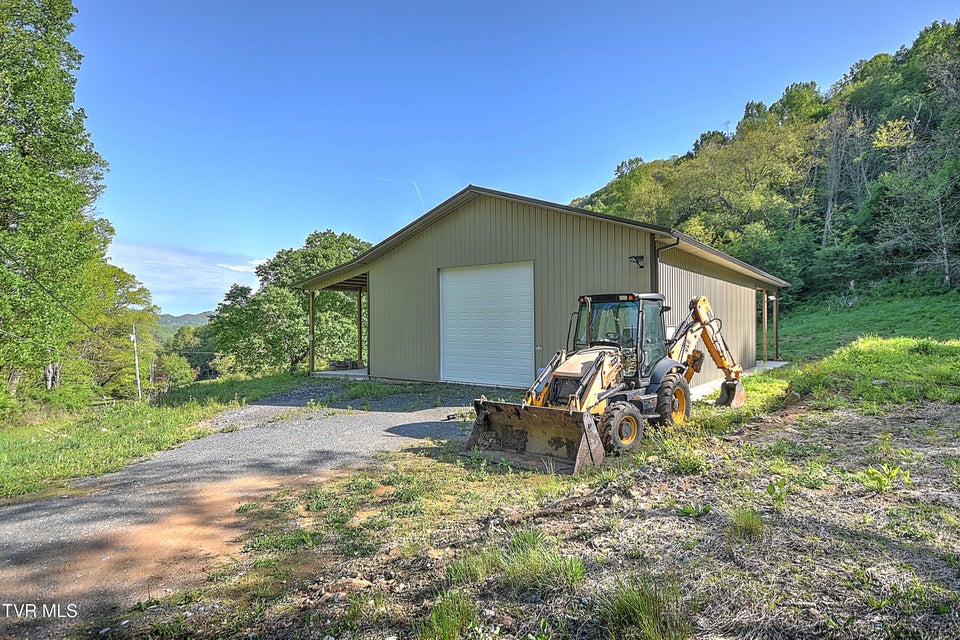 Photo #3: 699 Heaton Creek Road