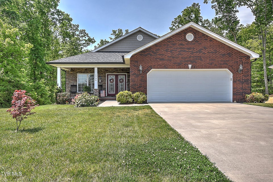 Photo #5: 1790 Seaver Road