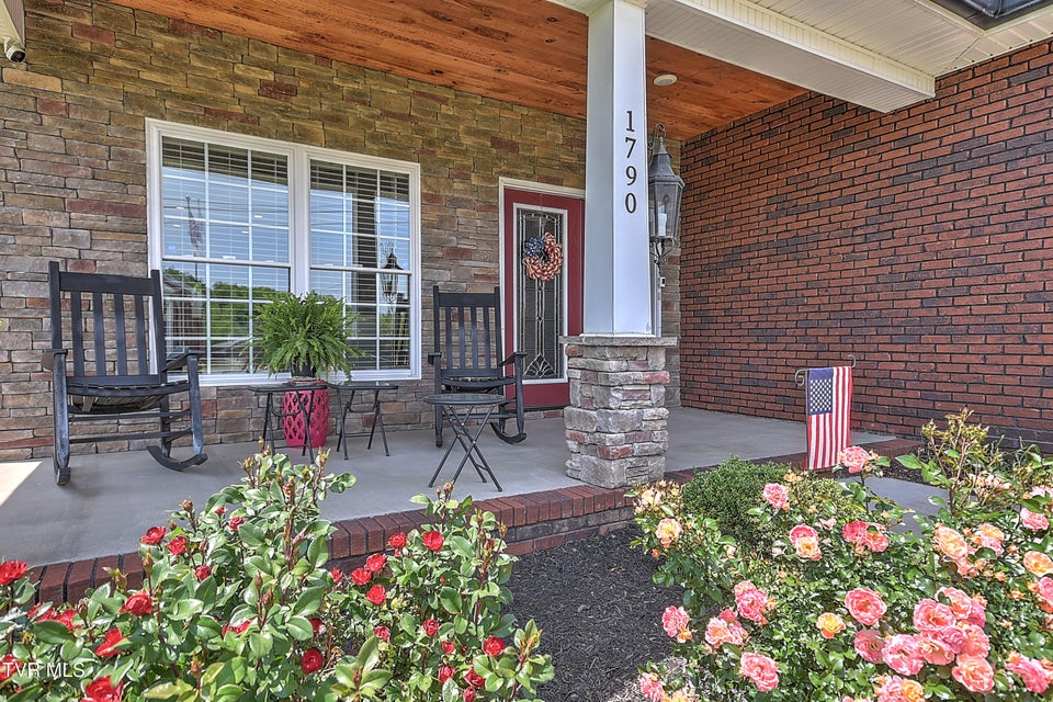 Photo #3: 1790 Seaver Road