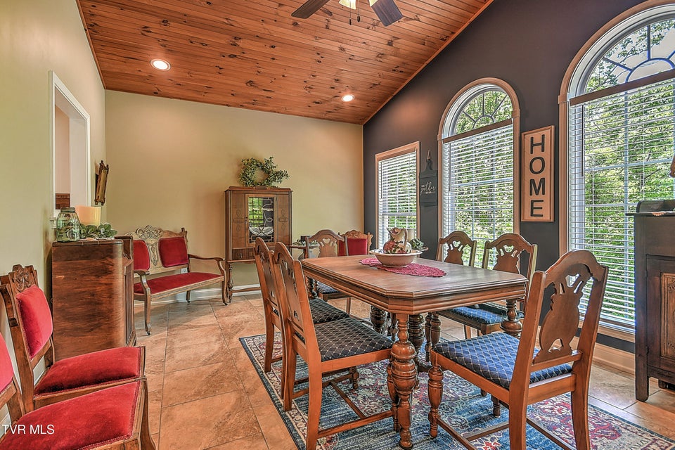 Photo #28: 1790 Seaver Road