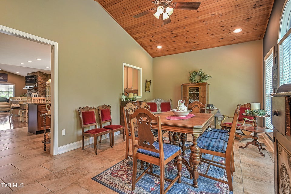 Photo #27: 1790 Seaver Road