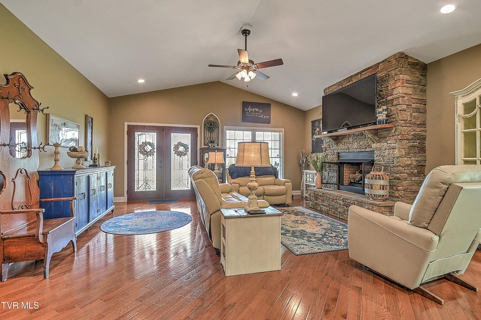 Photo #8: 1790 Seaver Road