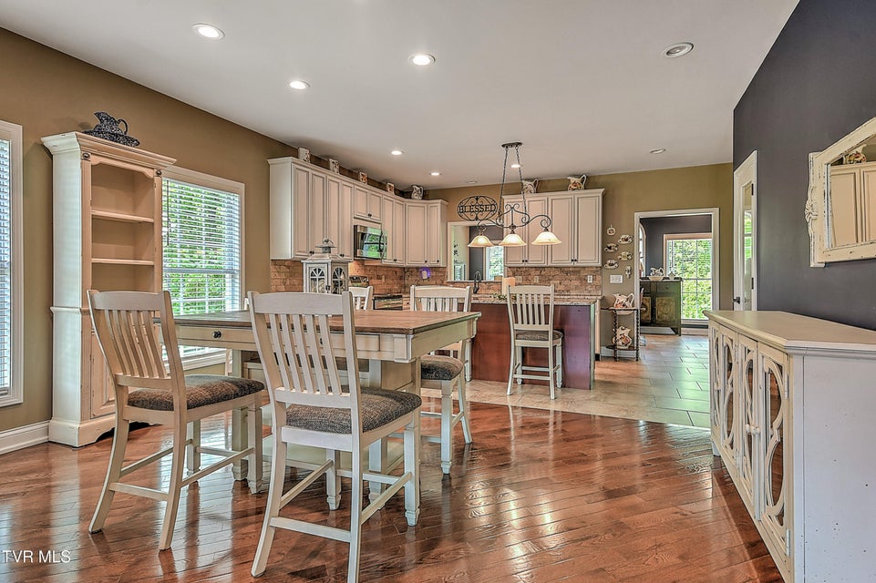 Photo #13: 1790 Seaver Road