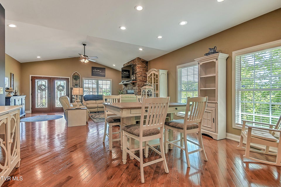 Photo #15: 1790 Seaver Road