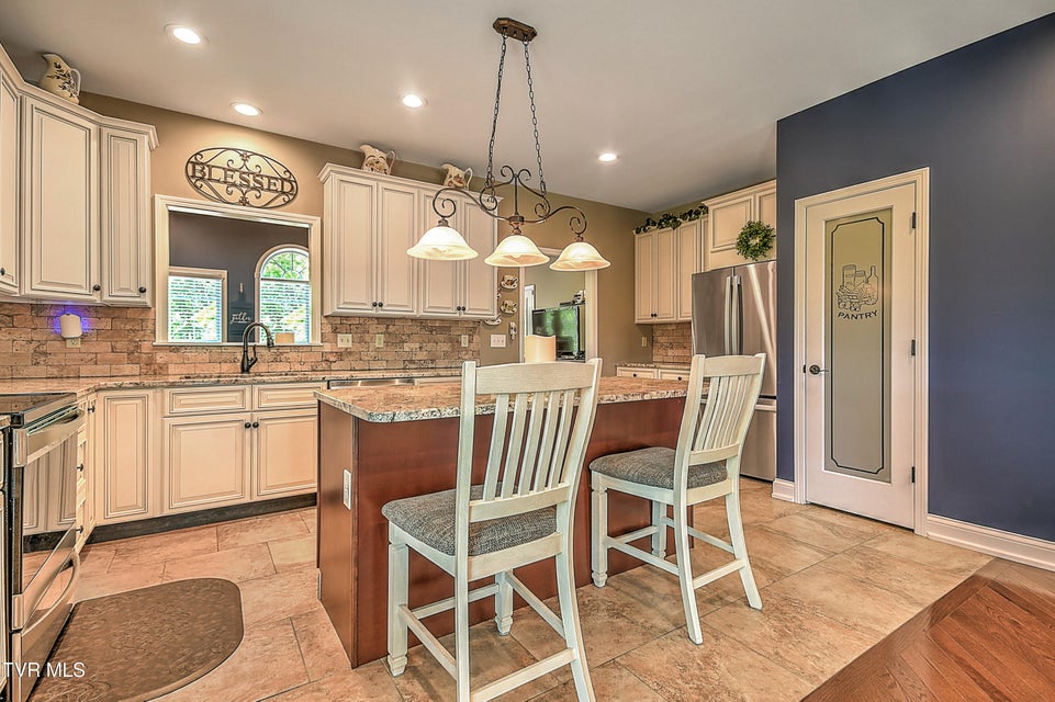 Photo #17: 1790 Seaver Road
