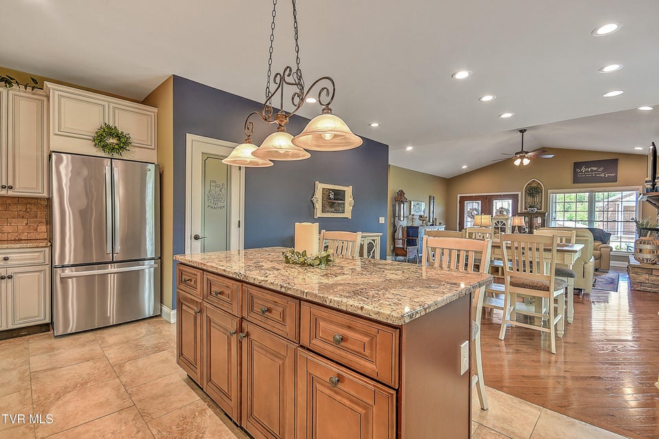 Photo #18: 1790 Seaver Road
