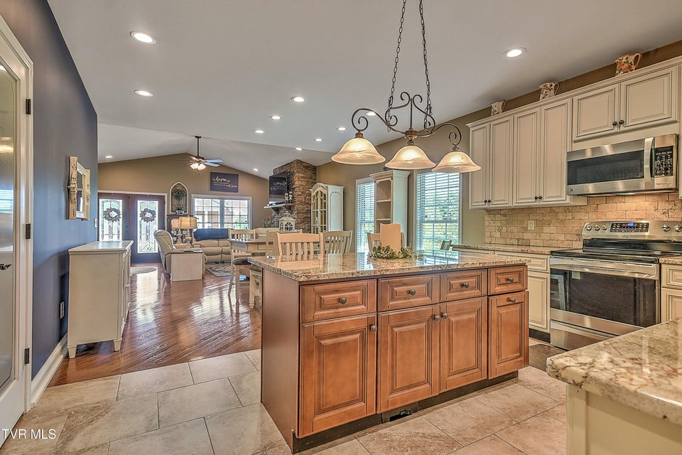 Photo #23: 1790 Seaver Road
