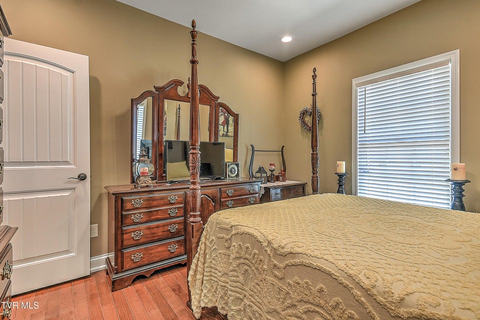 Photo #32: 1790 Seaver Road