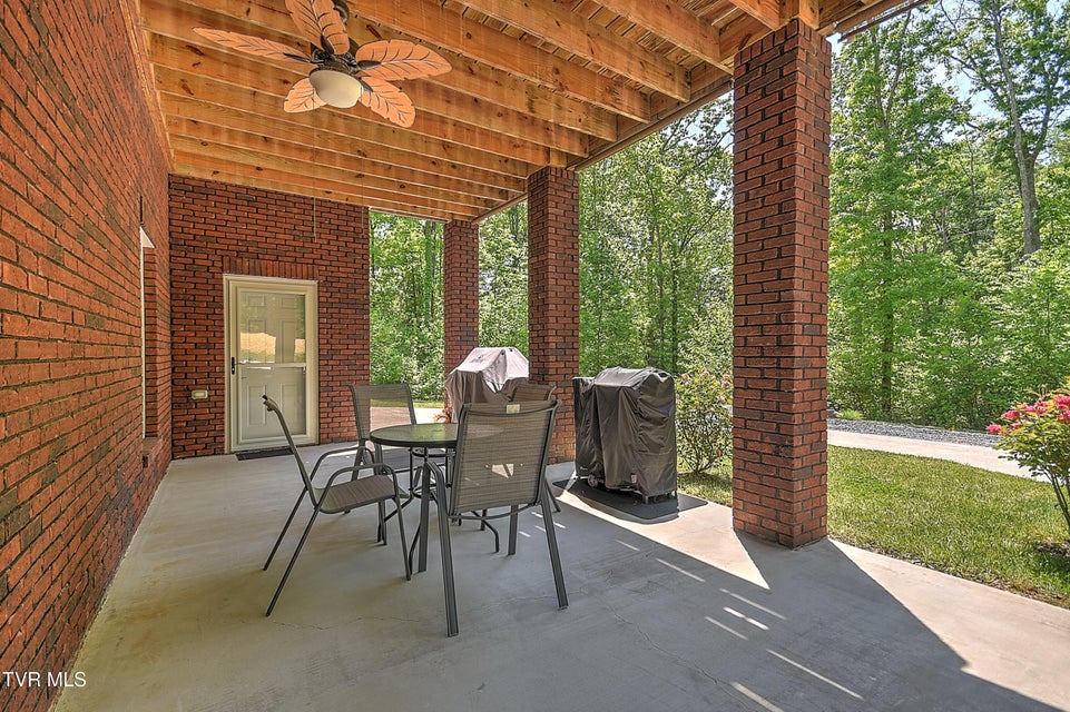 Photo #47: 1790 Seaver Road